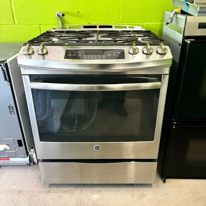GE Gas Range 31-Inch Wide Stainless Steel - JCGS750SEF4SS