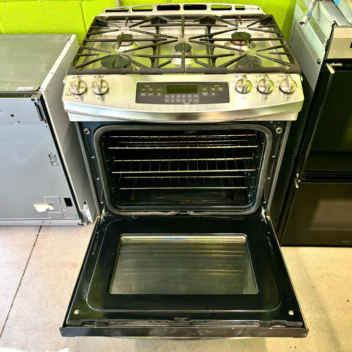 GE Gas Range 31-Inch Wide Stainless Steel - JCGS750SEF4SS