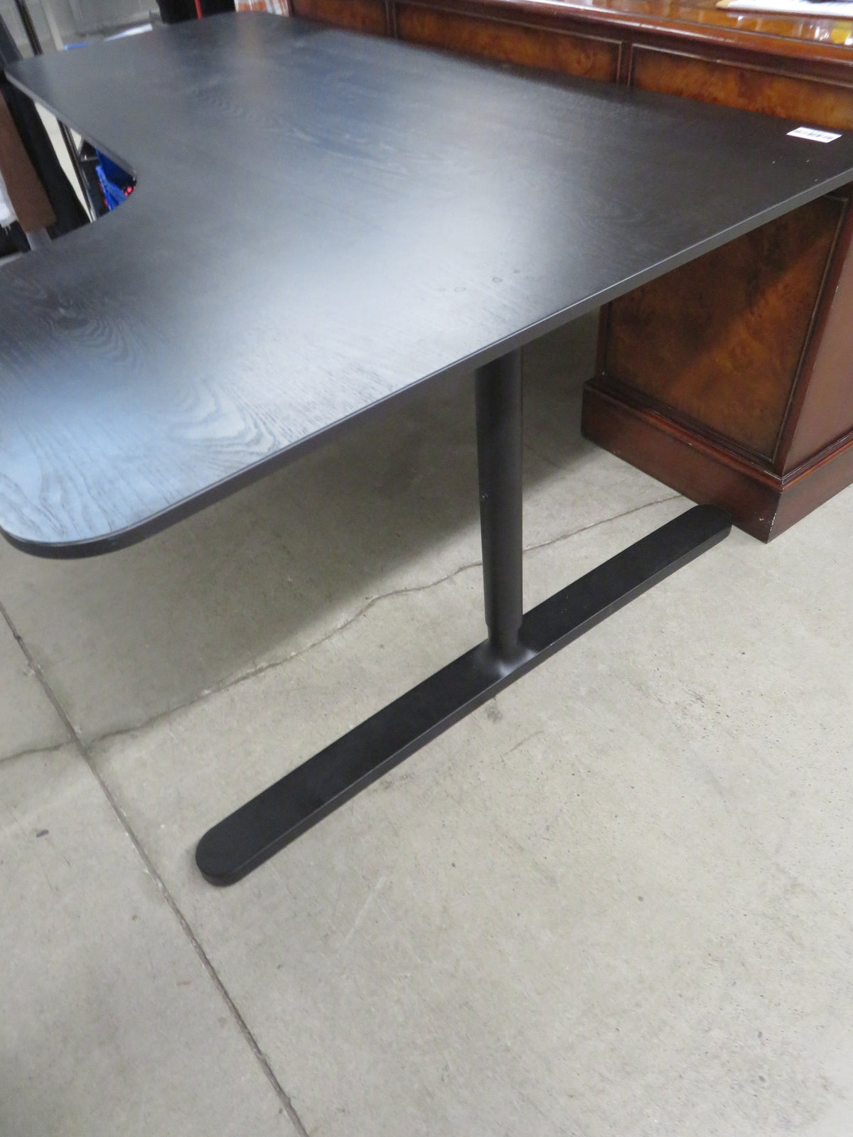 63"W Corner Desk in Black