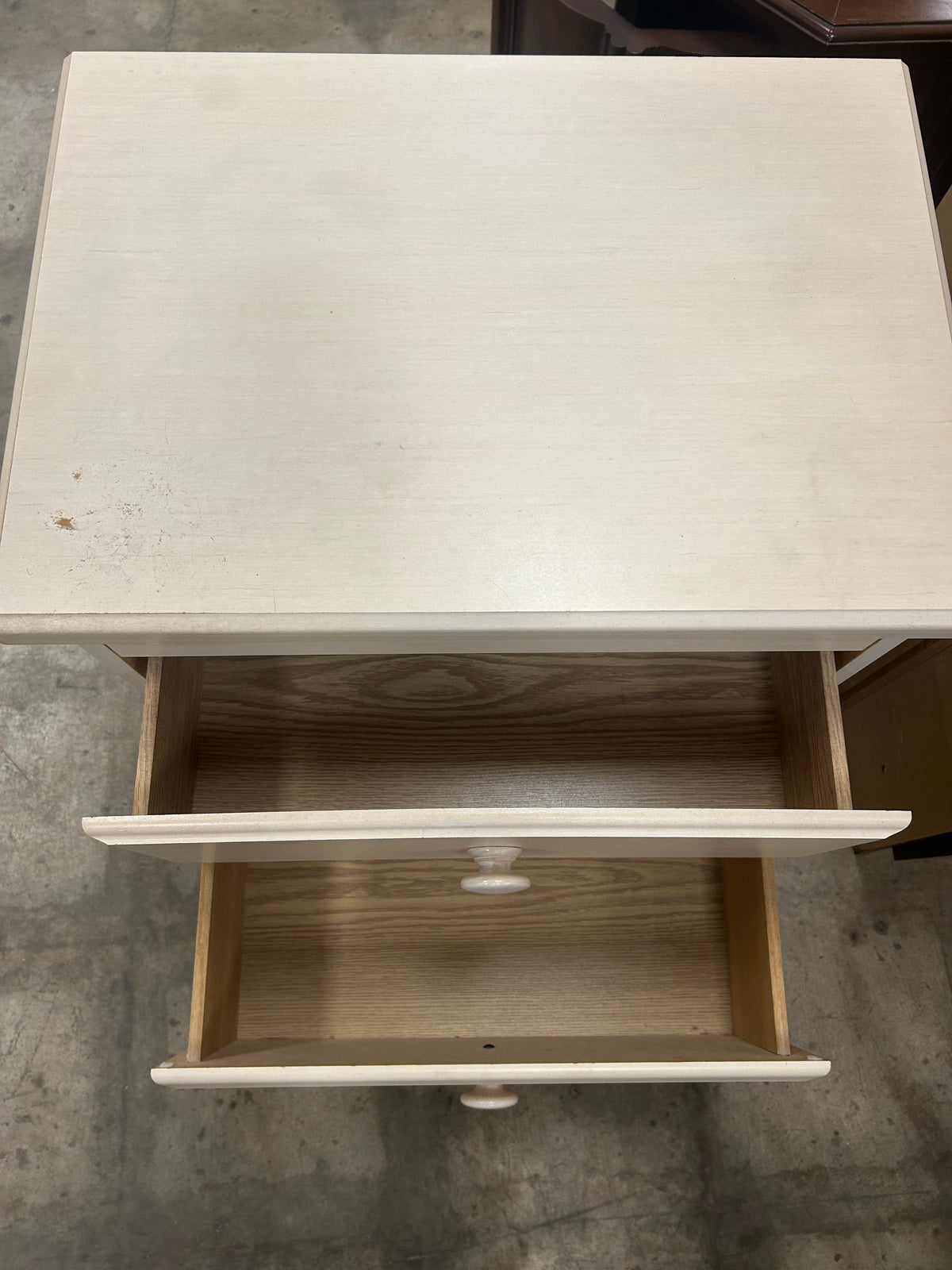 Cottage Retreat Nightstand