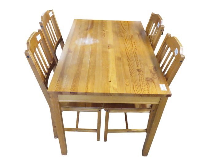 Dining Set (Table with 4 Chairs)