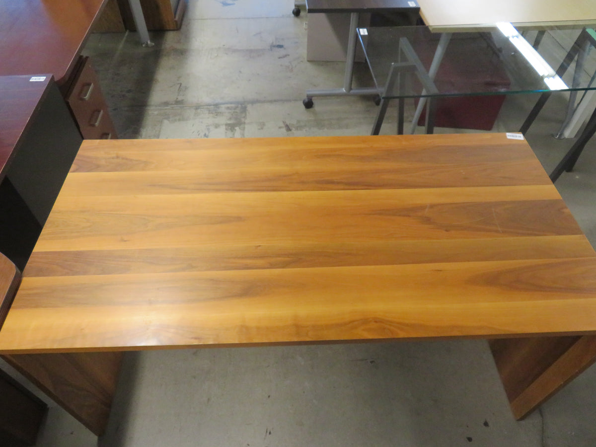 63"W Office Desk