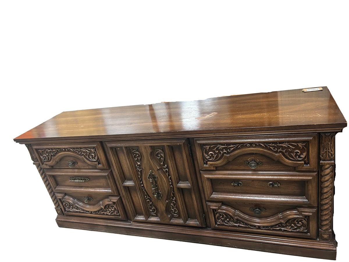 Vintage Mediterranean Style Dresser