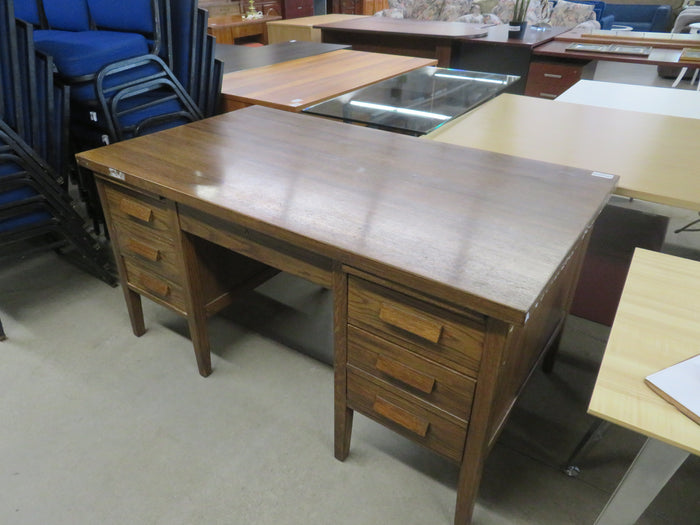 60"W 2 Pedestal Desk