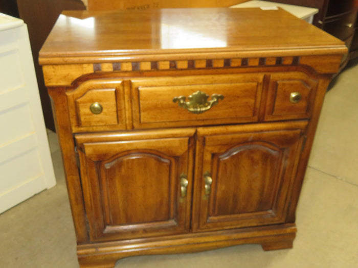 30"W Small Dresser