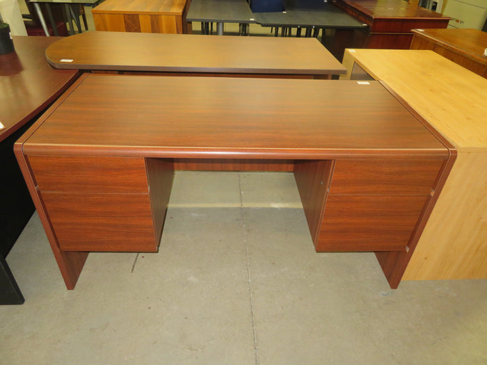 60"W Office Desk
