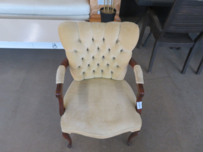 23"W ArmChair