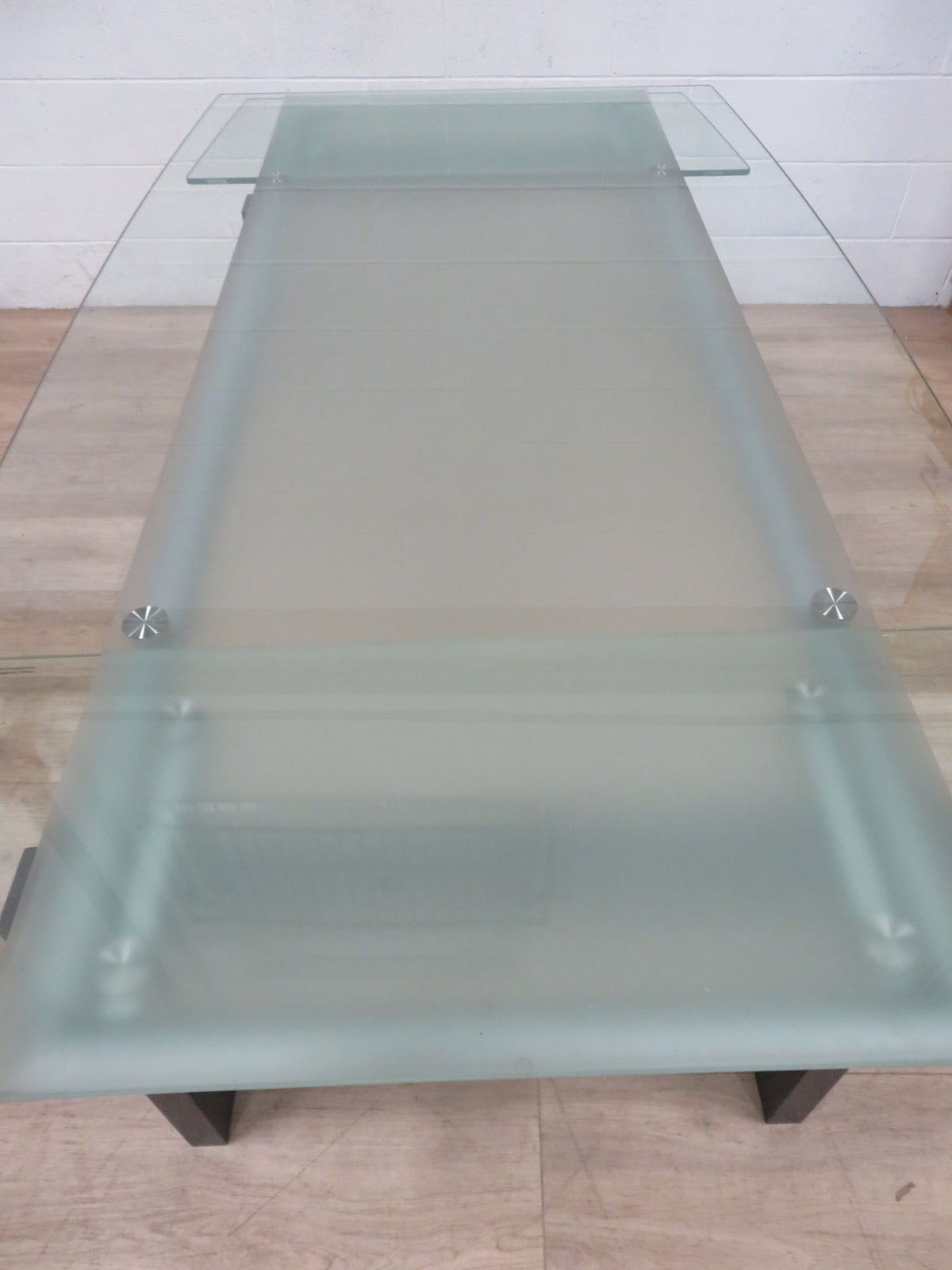 Glass Dining Table with Two leaves