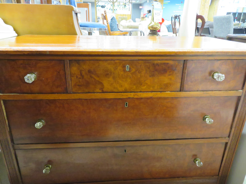 3-Drawer Vintage Wooden Dresser