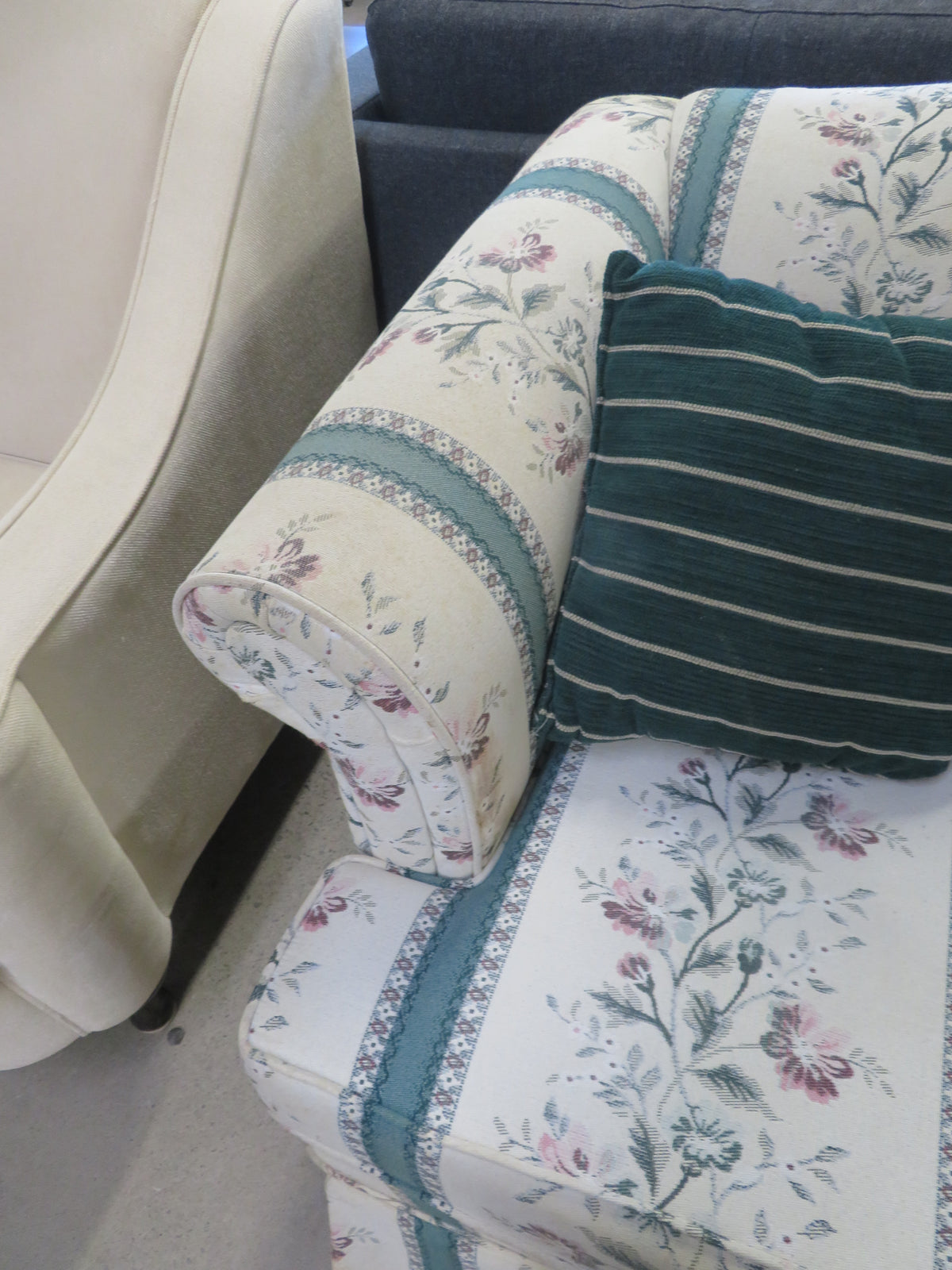 84"W Love Seat in Striped Fabric
