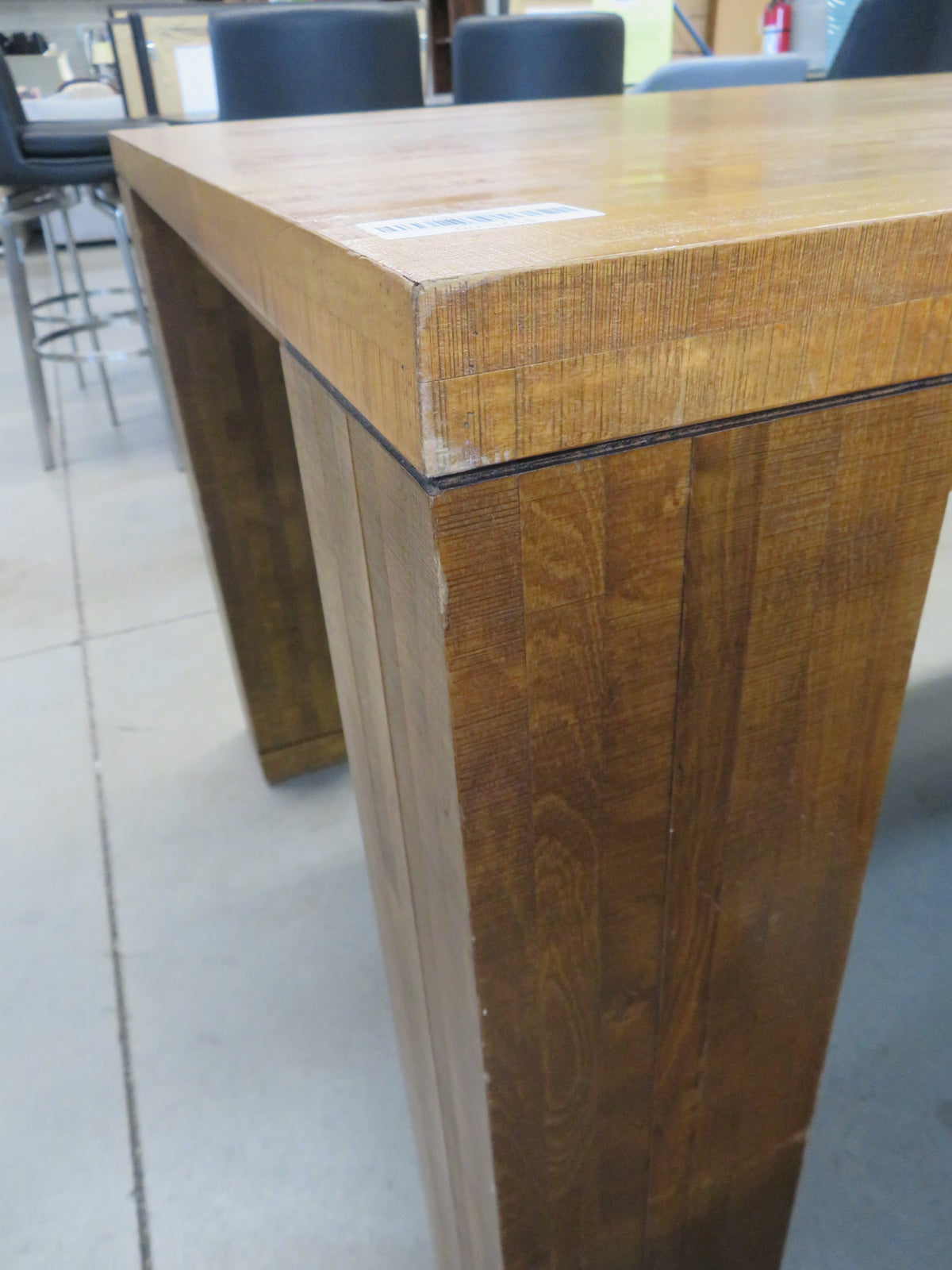Dining Table Walnut Veneer