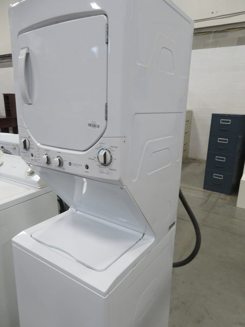 24"W Stackable Washer and Dryer in White
