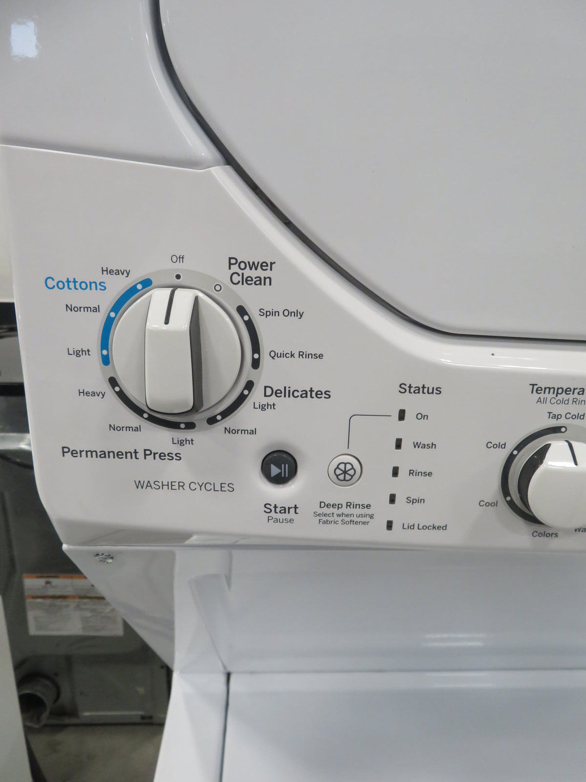 24"W Stackable Washer and Dryer in White