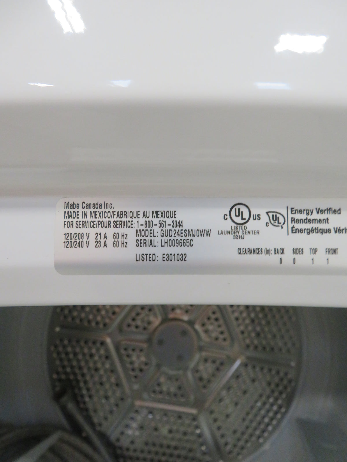 24"W Stackable Washer and Dryer in White