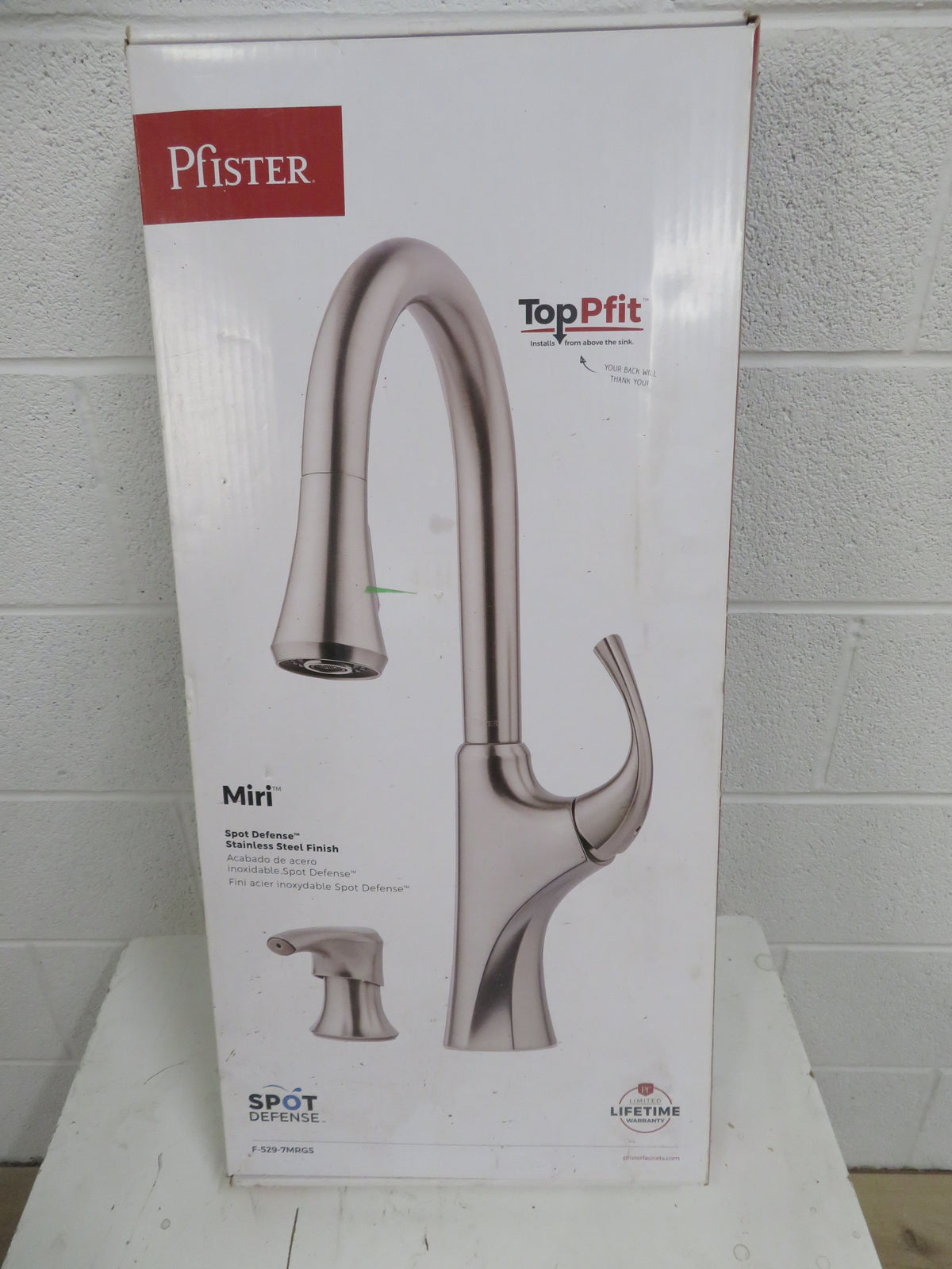 Single Handle Pull Down Kitchen Faucet