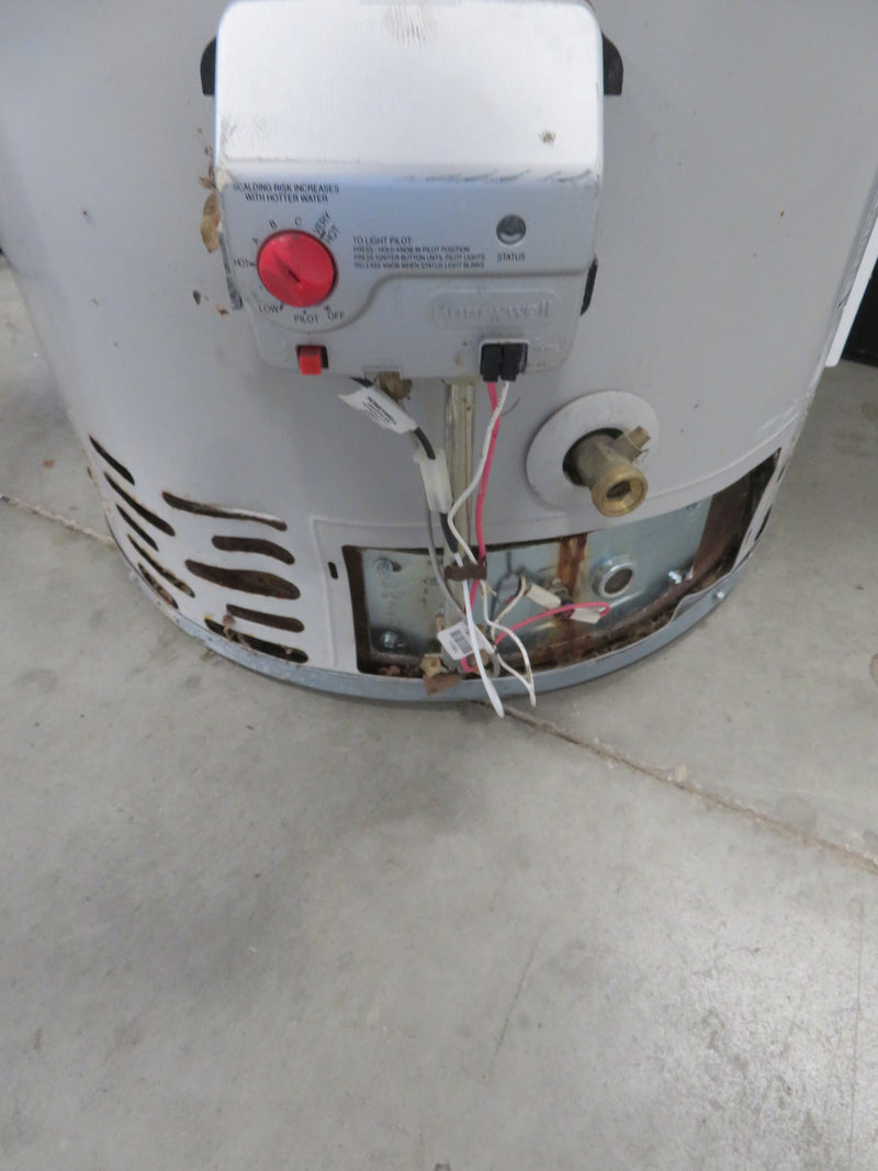 21"W Water Heater