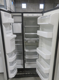 32"W Side by Side Fridge/Freezer with Ice Maker