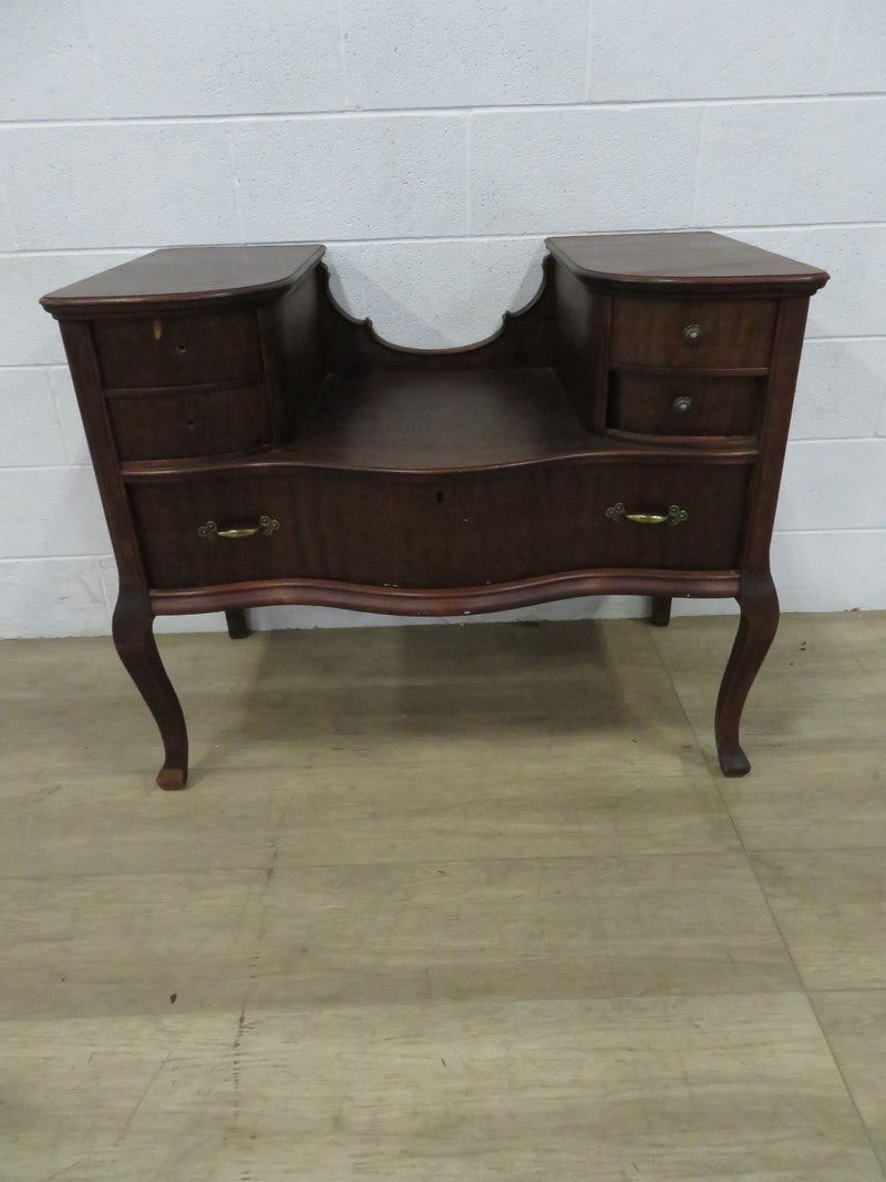 Vintage 5-Drawer Bedroom Vanity Desk - No Mirror