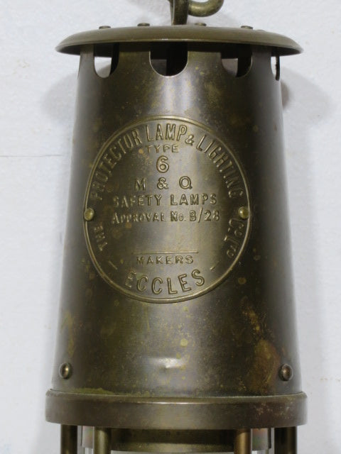 Type 6 Deputies Protector Lamp
