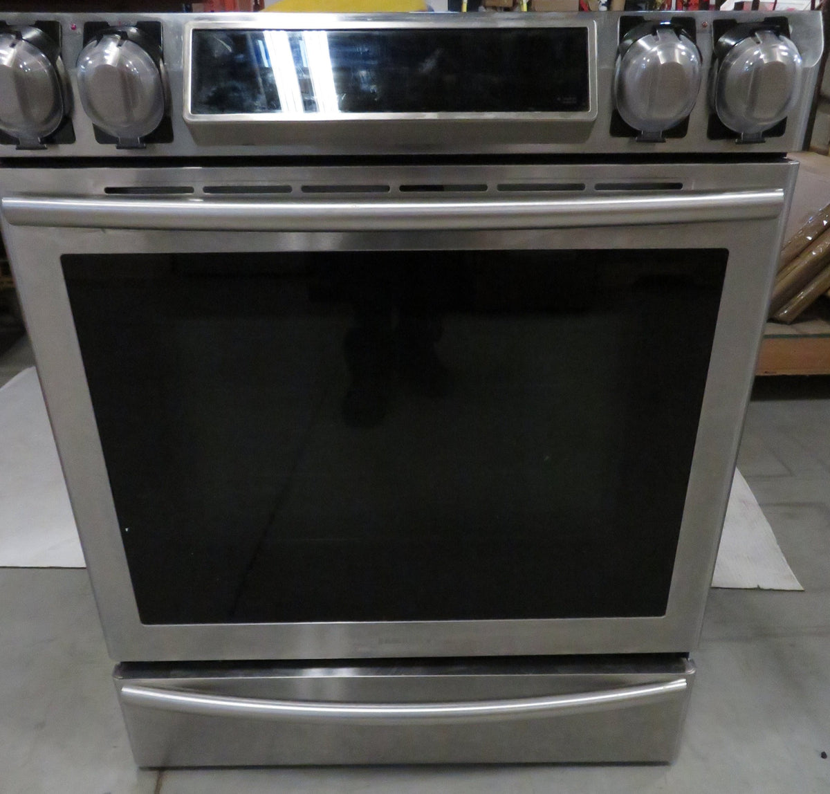 5-Burner Flat Top Electric Slide In Stove - Stainless