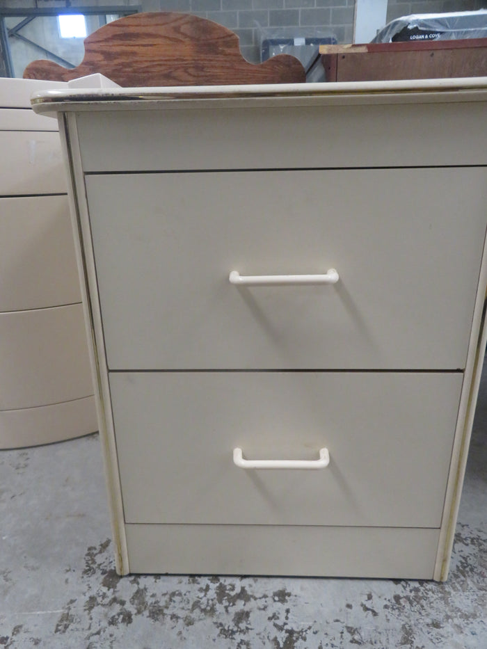 18.5" W Side Table