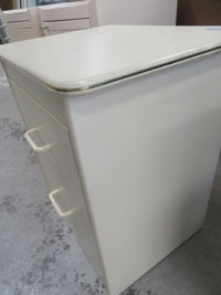 18.5" W Side Table