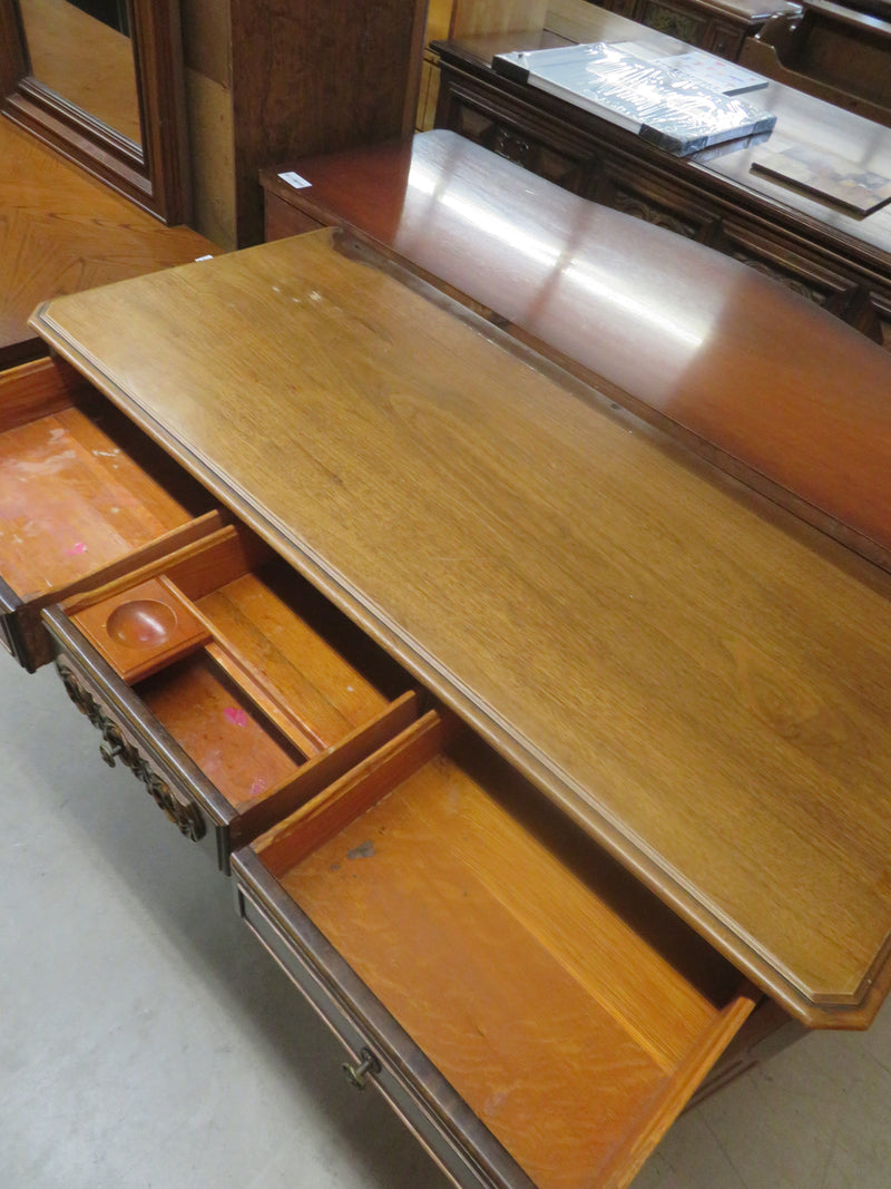 5-Drawer Dresser
