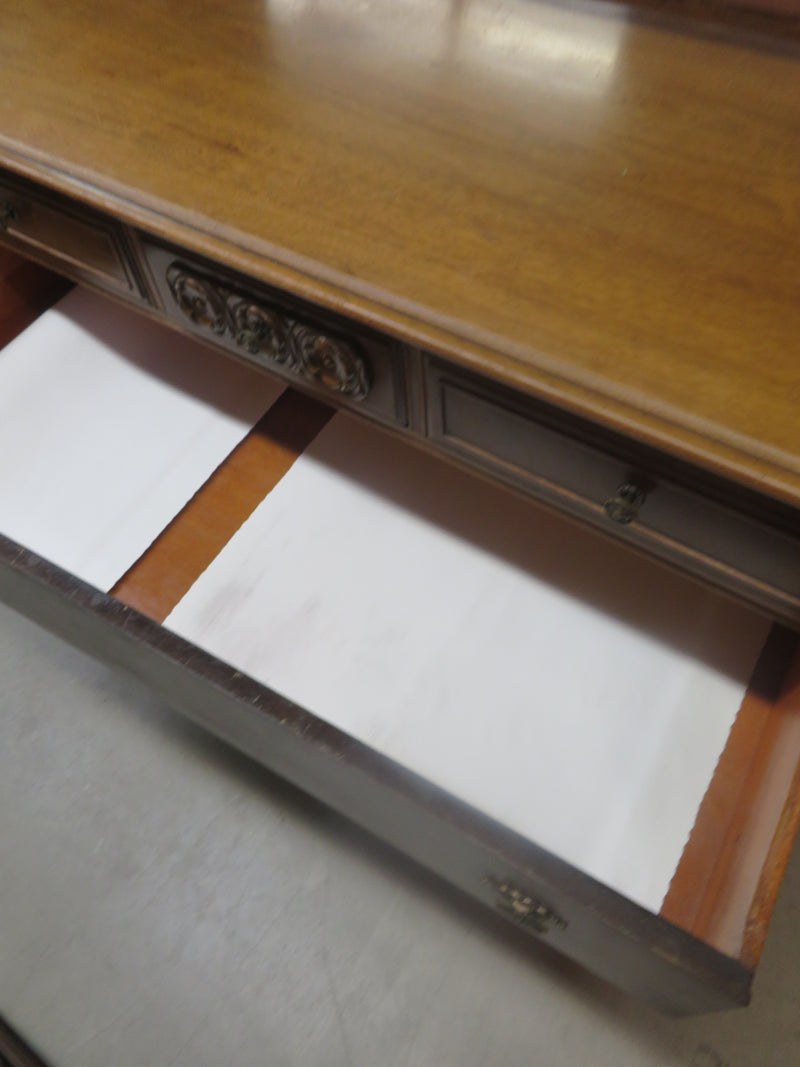 5-Drawer Dresser