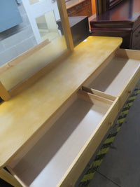 6-Drawer Dresser With Mirror