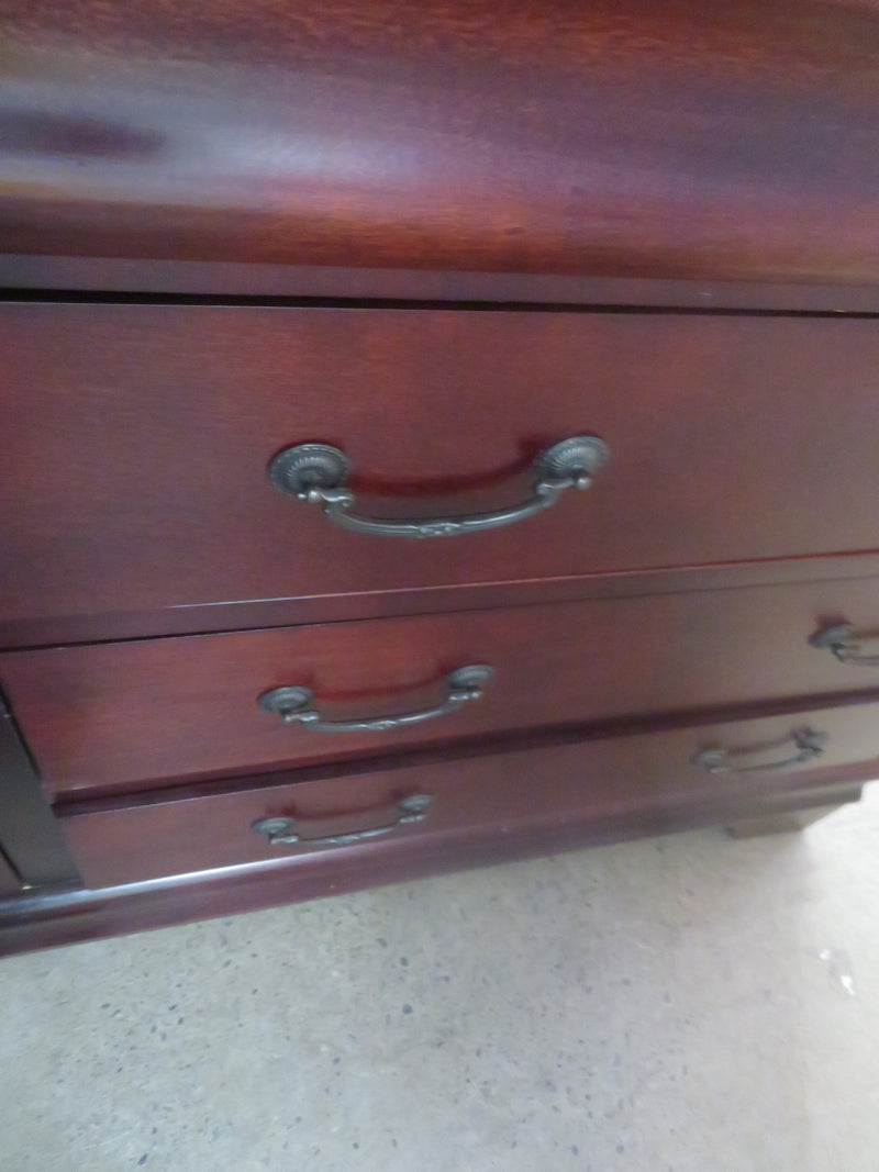 6-Drawer Dresser With Mirror
