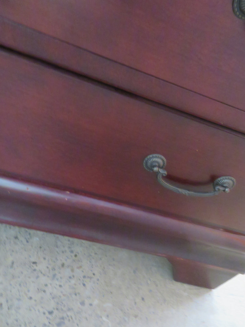6-Drawer Dresser With Mirror