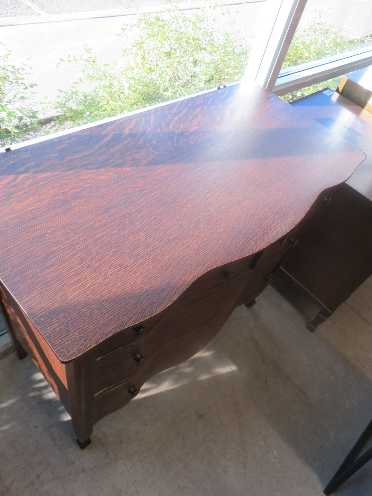 6-Drawer Dresser