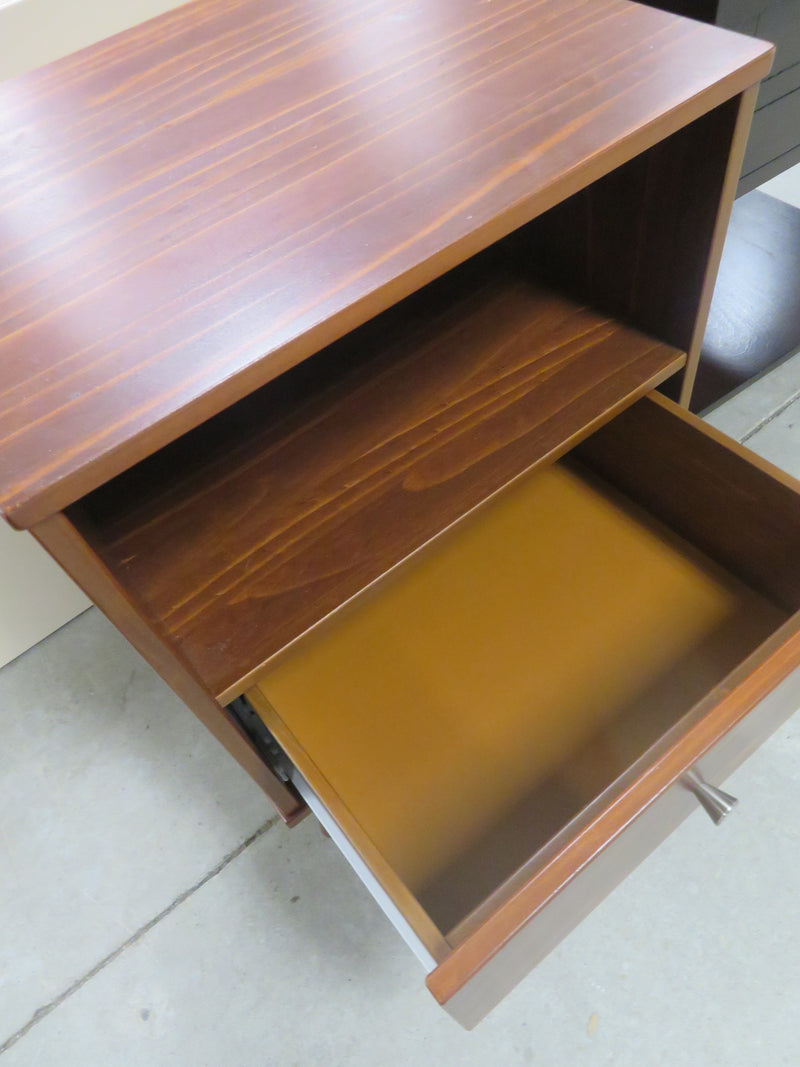 19"W Side Table