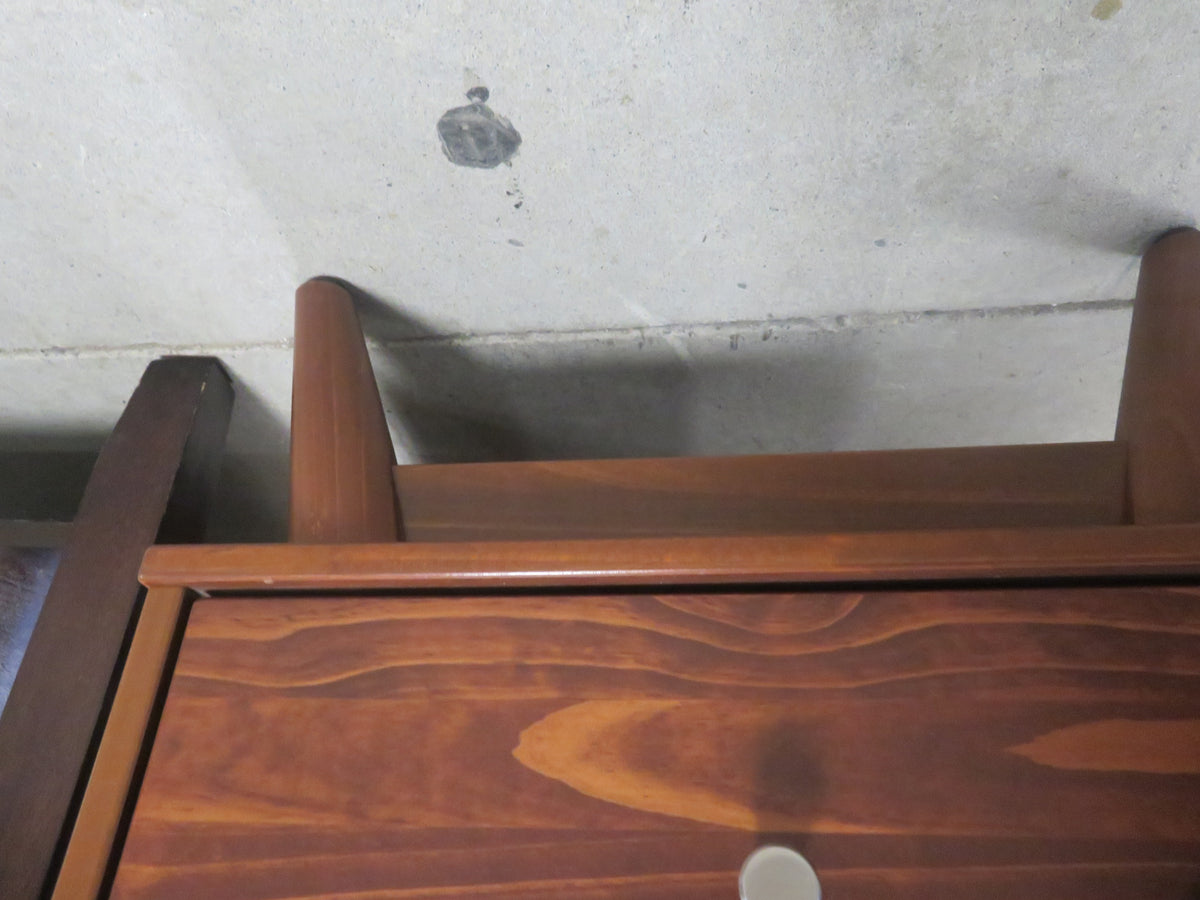 19"W Side Table