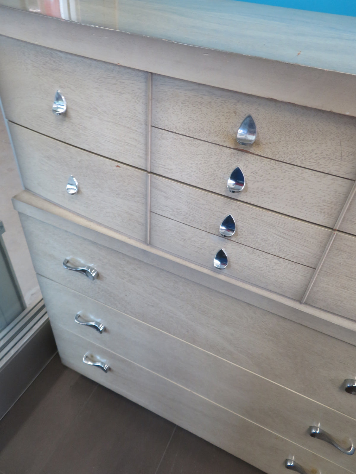 5-Drawer Dresser