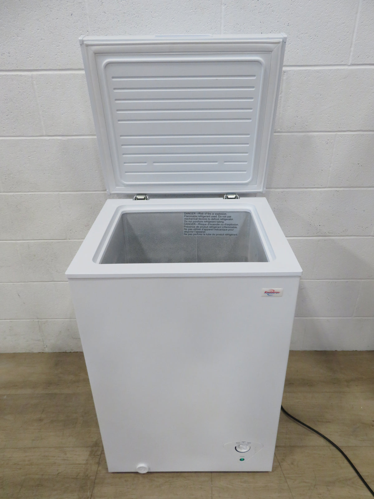 3.5Cu Ft Compact Chest Freezer