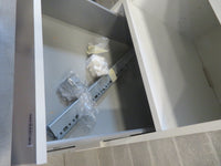 White Kitchen Cabinet