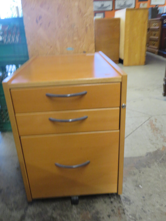 30"W Side Table
