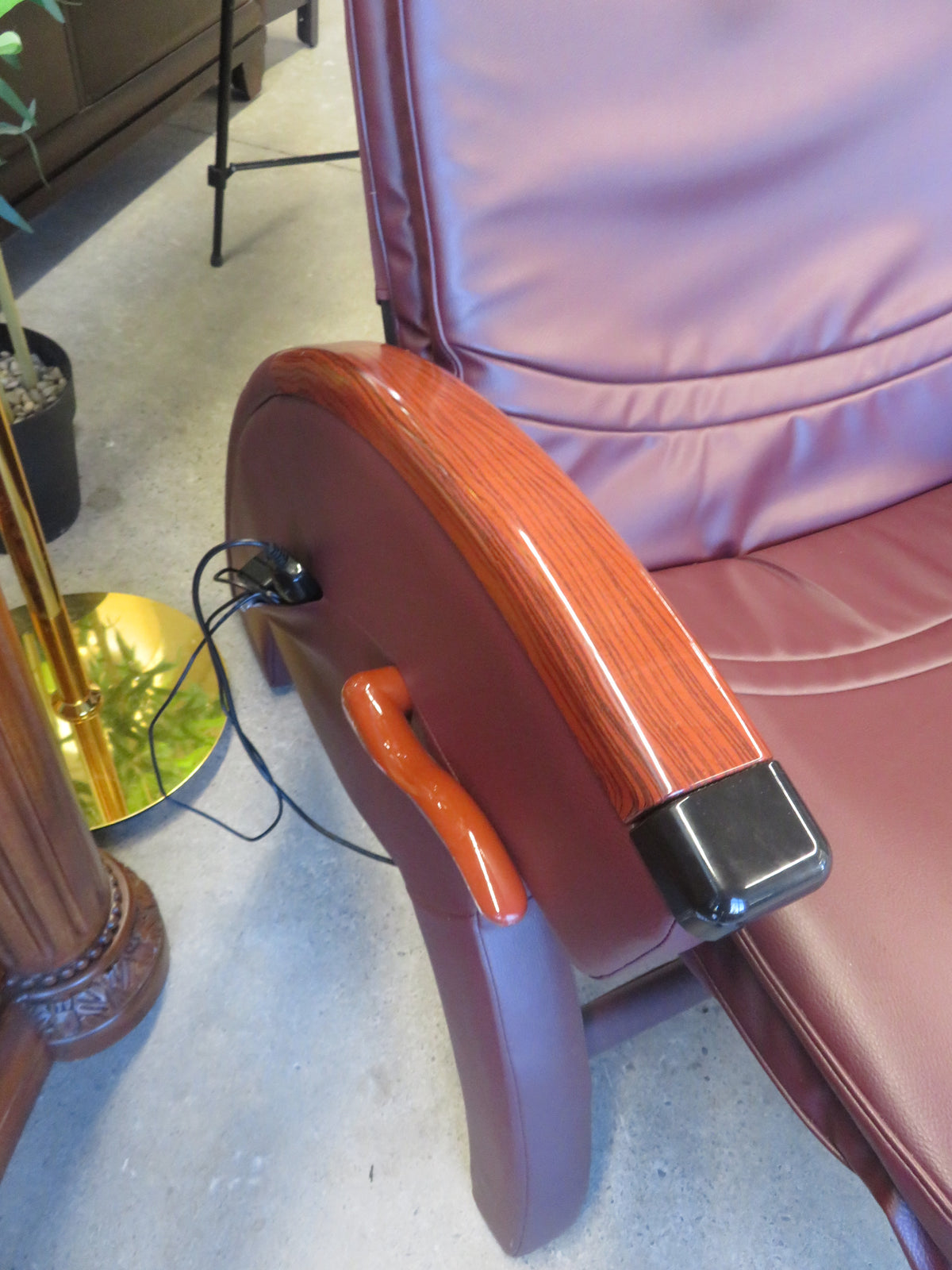 30"W Electric Power Recliner