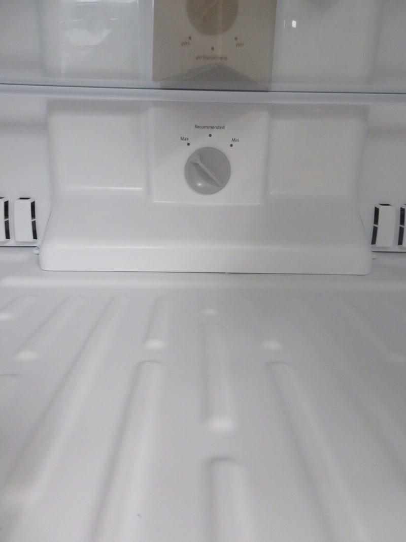30"W 18.3 Cu Ft Top Freezer Refrigerator in White