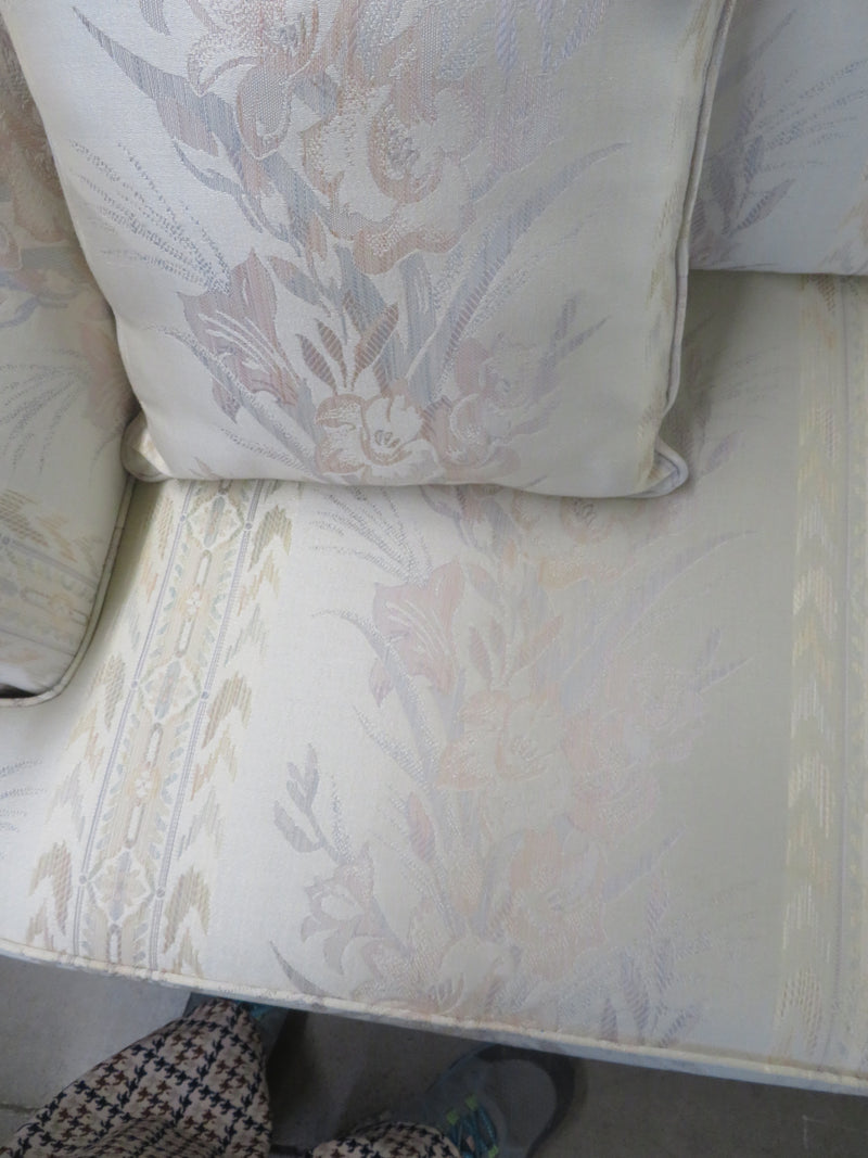 91"W 3-Seater Sofa In White Floral Fabric