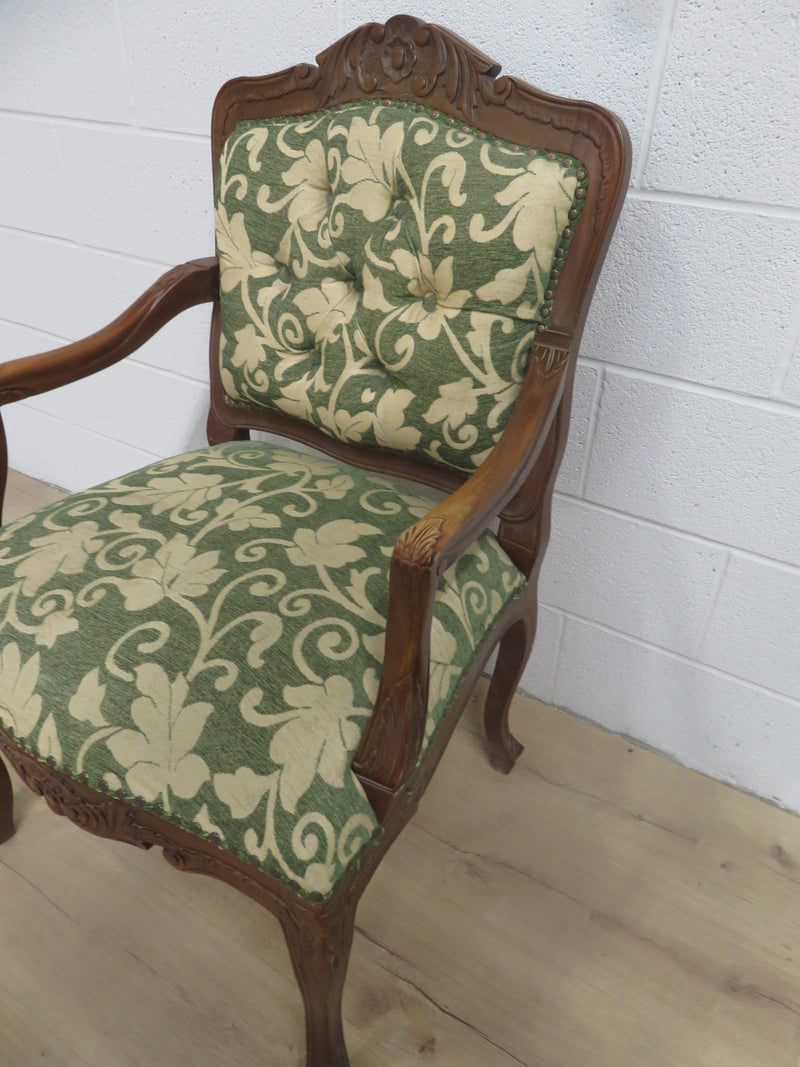25"W Vintage Throne Armchair