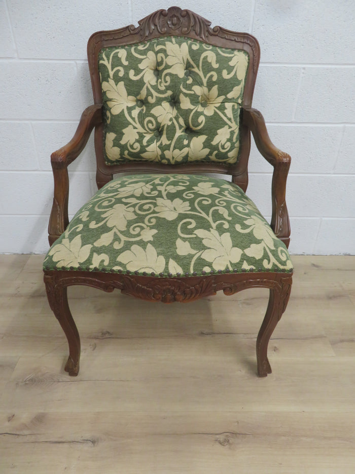 25"W Vintage Throne Armchair
