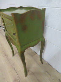 19.5"W French Provincial Style Nightstand
