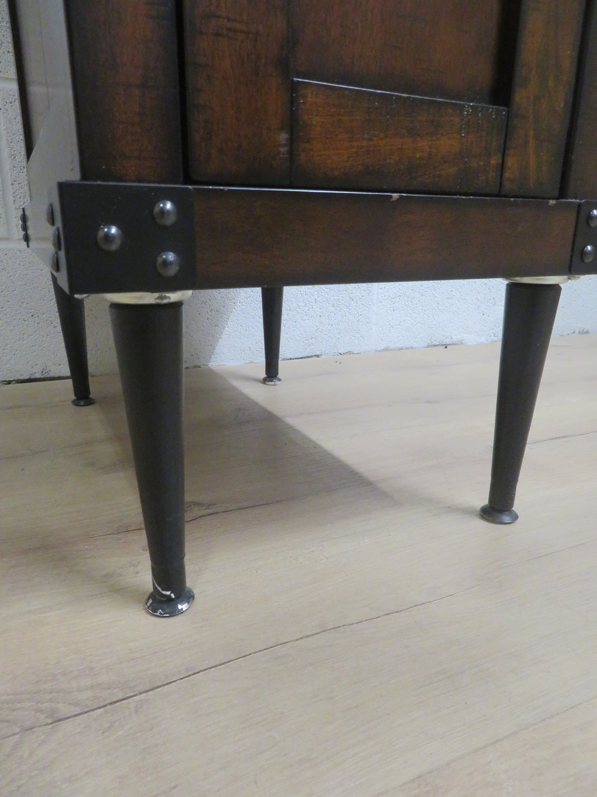 14"W Set of 2 Nightstands