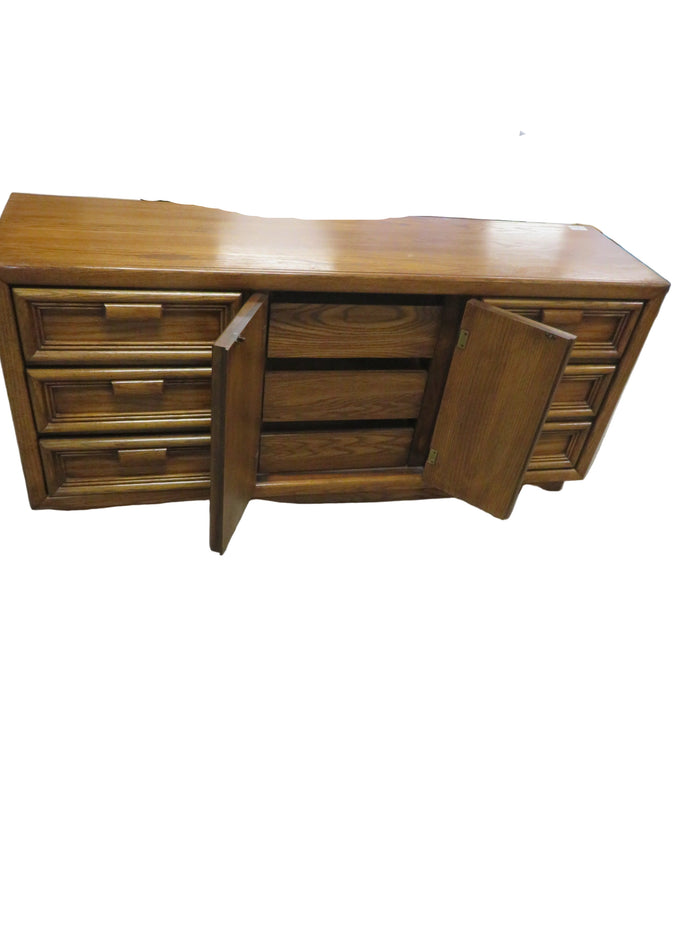 68"W 9-Drawer Dresser