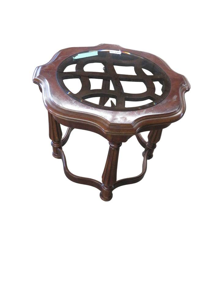 25"W x 25"D Round Table With Glass Top