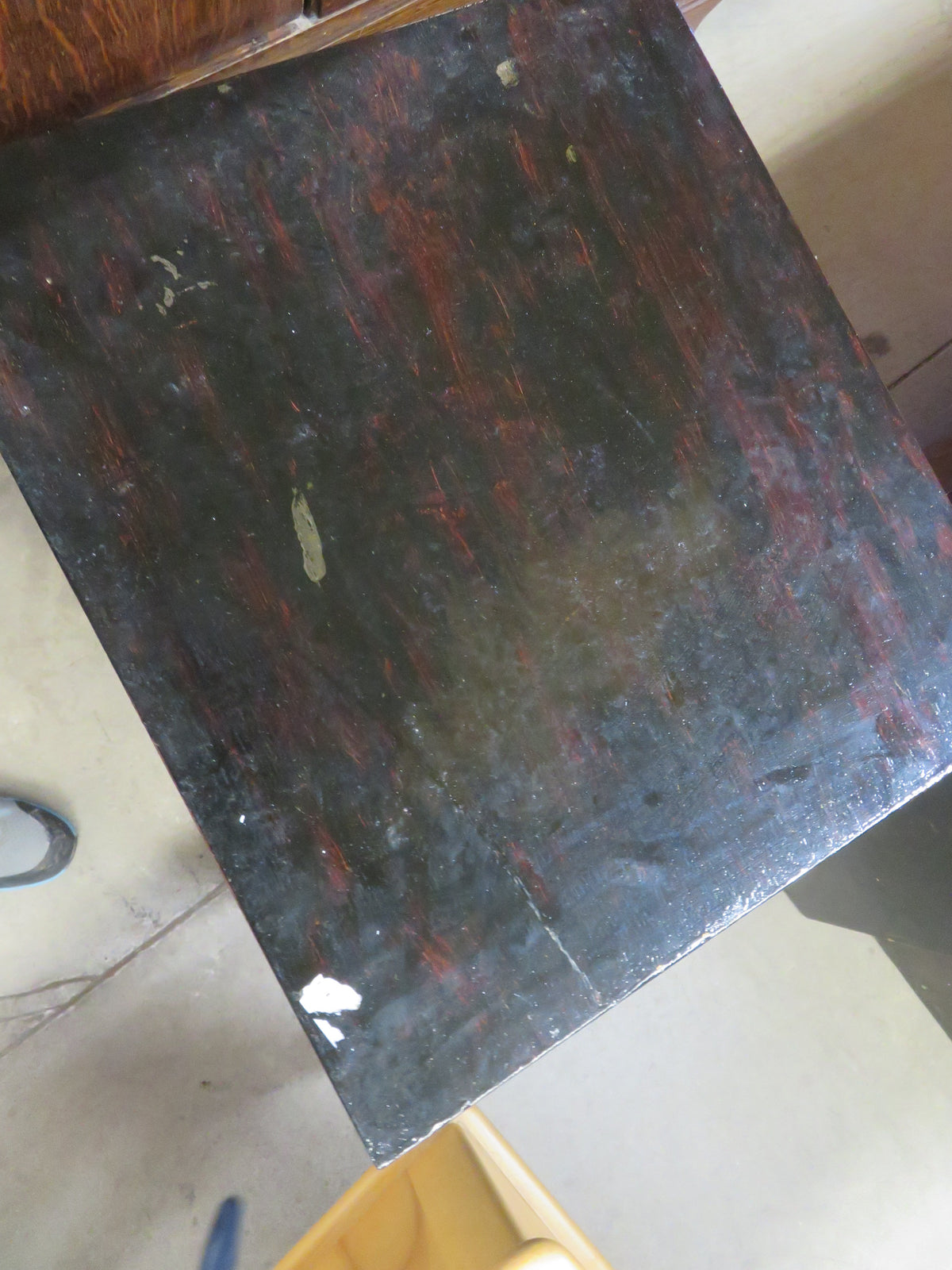 20"W Side Table