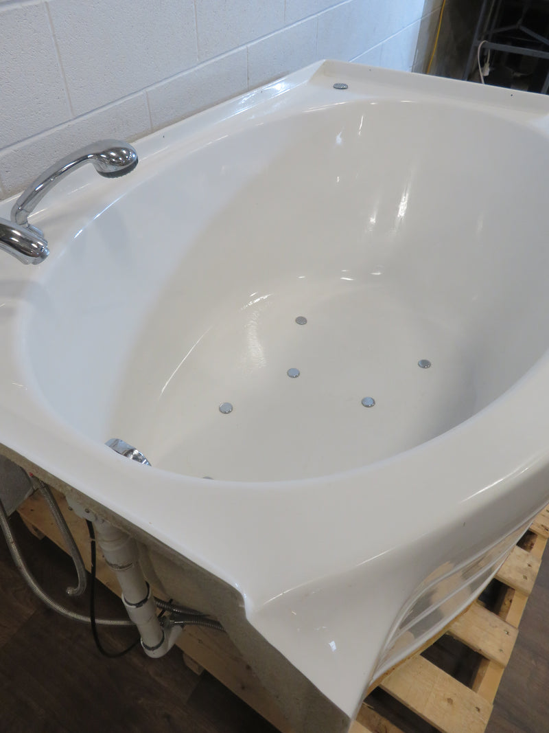Acrylic Jetted Tub with Faucet