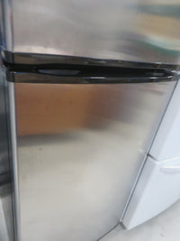 28"W Stainless Steel Fridge/Freezer with Upper Freezer
